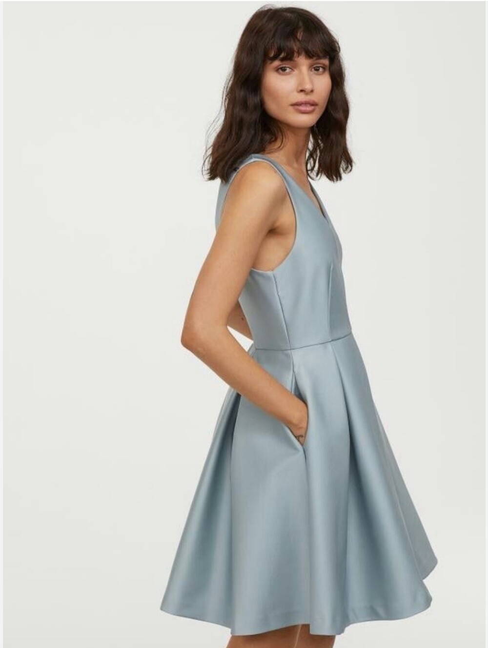 H&M Light Blue V-Neck Pleated Satin Dress Size 12-14